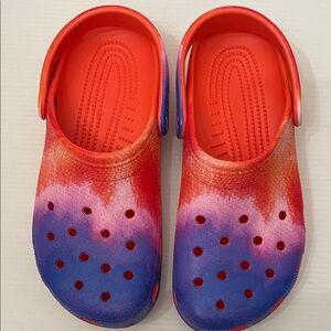 CROCS CLASSIC MARBLE TIE-DYE CLOGS MENS SIZE 8 WOMENS SIZE 10